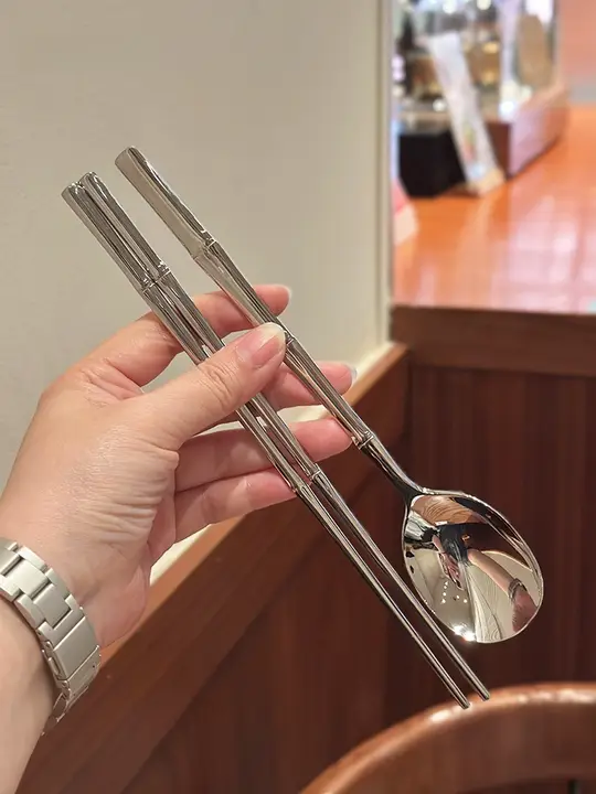 韓国風 大きなスプーン【サーブ用・ロングハンドル・ステンレス製・西洋食事用】