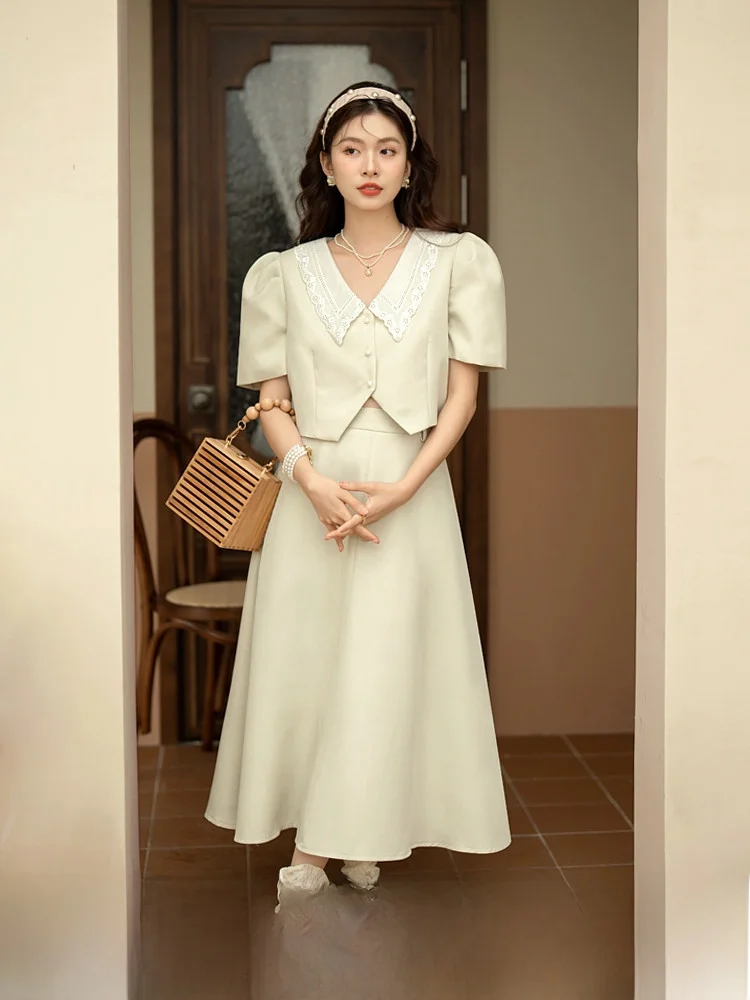 20代前半・後半の女性が選ぶべき、今流行りの服はどれ？