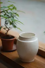 手作り拉坯陶器小型花器【シンプルデザイン・デスク用】