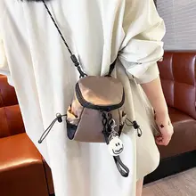 ミニ横型ショルダーバッグ【軽量・通勤用・シンプルデザイン】