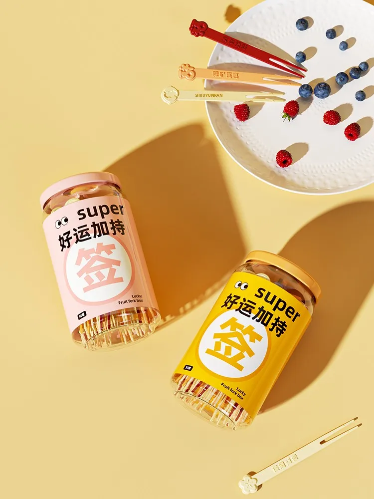 ケーキフォークを選ぶべき理由は？使い捨てフルーツフォークがもたらす、日常の小さな幸せとは
