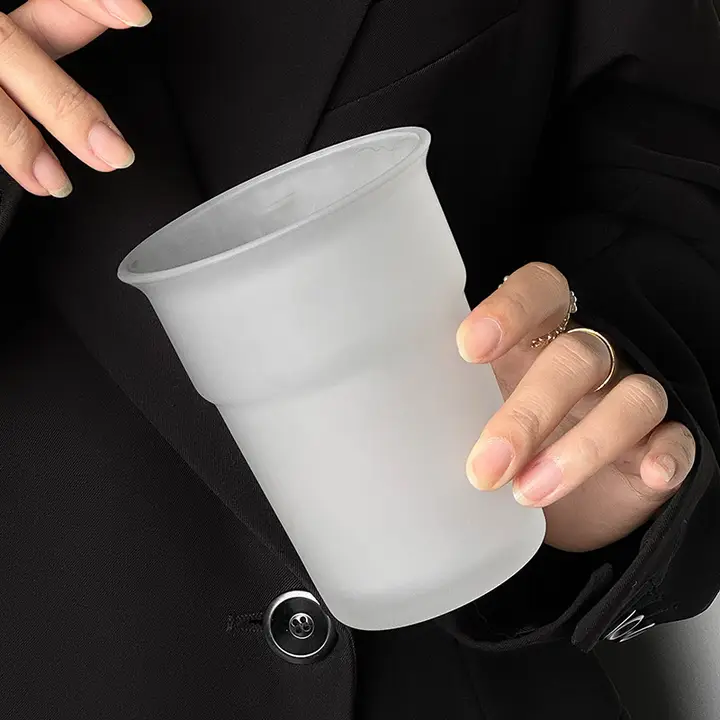 個性的なデザイン！マット仕上げガラス製カフェカップ【高級感ある飲料用・オフィスにも最適】
