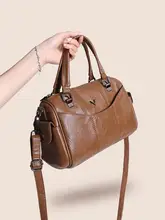 柔らかいレザーの女性用トートバッグ【ボストン型・大容量・ショルダーバッグ・カジュアル】