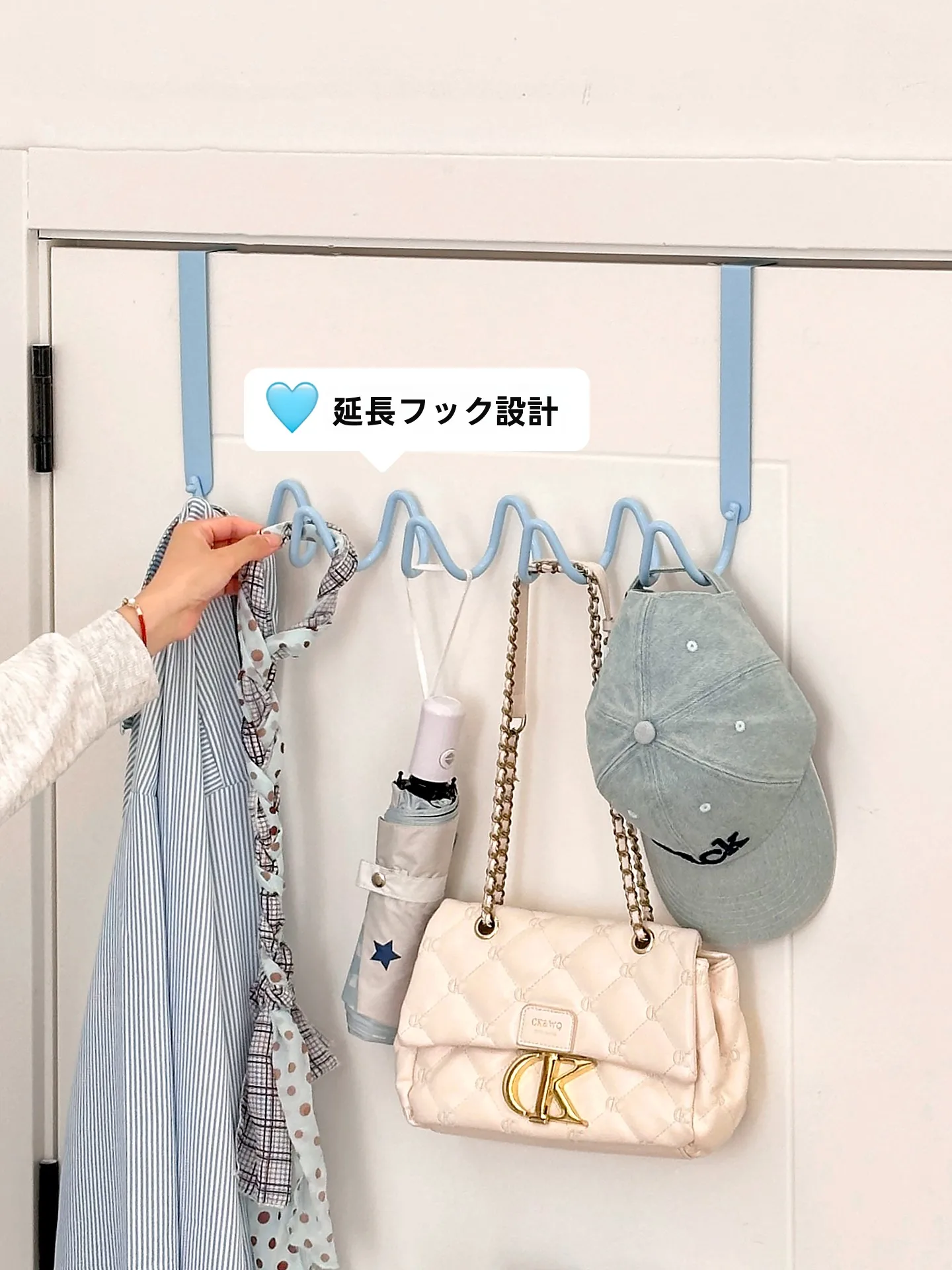 1.5倍ハンガーと8連ハンガーの実用性：ドア裏掛けフックの性能と設置ガイド