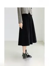 黒のベルベットウールハイウェスト膝丈スカート【Aライン・冬用・女性用】