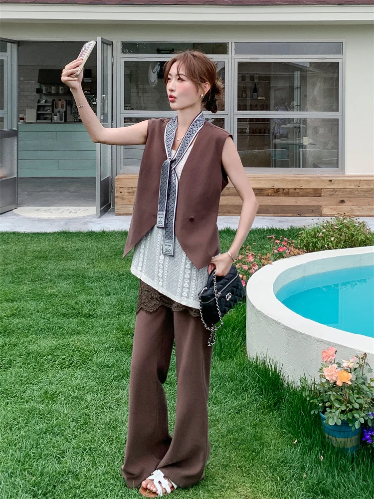 祭りデート向けレディース三件套：Vネックスーツベストとレースタンクトップ、ワイドパンツの夏用トリプルプレイ