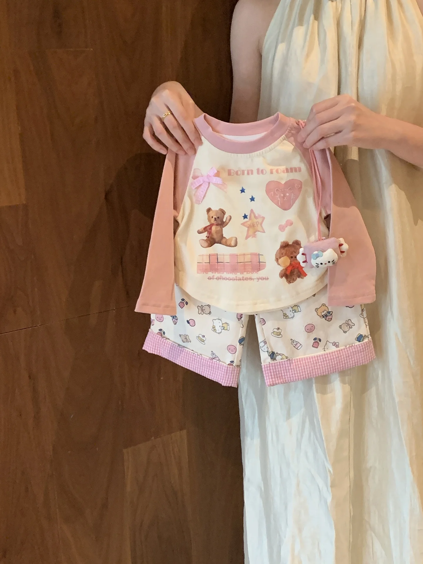 女の子用おしゃれ秋の長袖トップスとボトムス（セットアップ対応）：かわいいファッションの実用性とサイズガイド