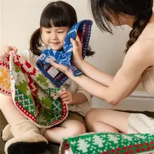 クリスマスデザインの純綿バスタオル【キャラクター・吸水性・四角型・大人用】