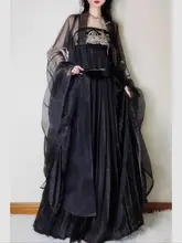 ブラック漢服 女性用 刺繍入り大袖シャツとスカートのセット【春夏用・ふんわりした印象】（セットアップ対応）