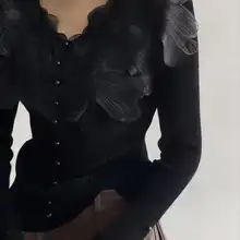 Vネックレース長袖トップス【ウール素材・ボタン付き・秋用】