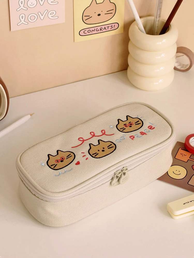 小学生女の子向けかわいいイラス  ト刺繍入り猫デザインペンケースの実用性と選定基準