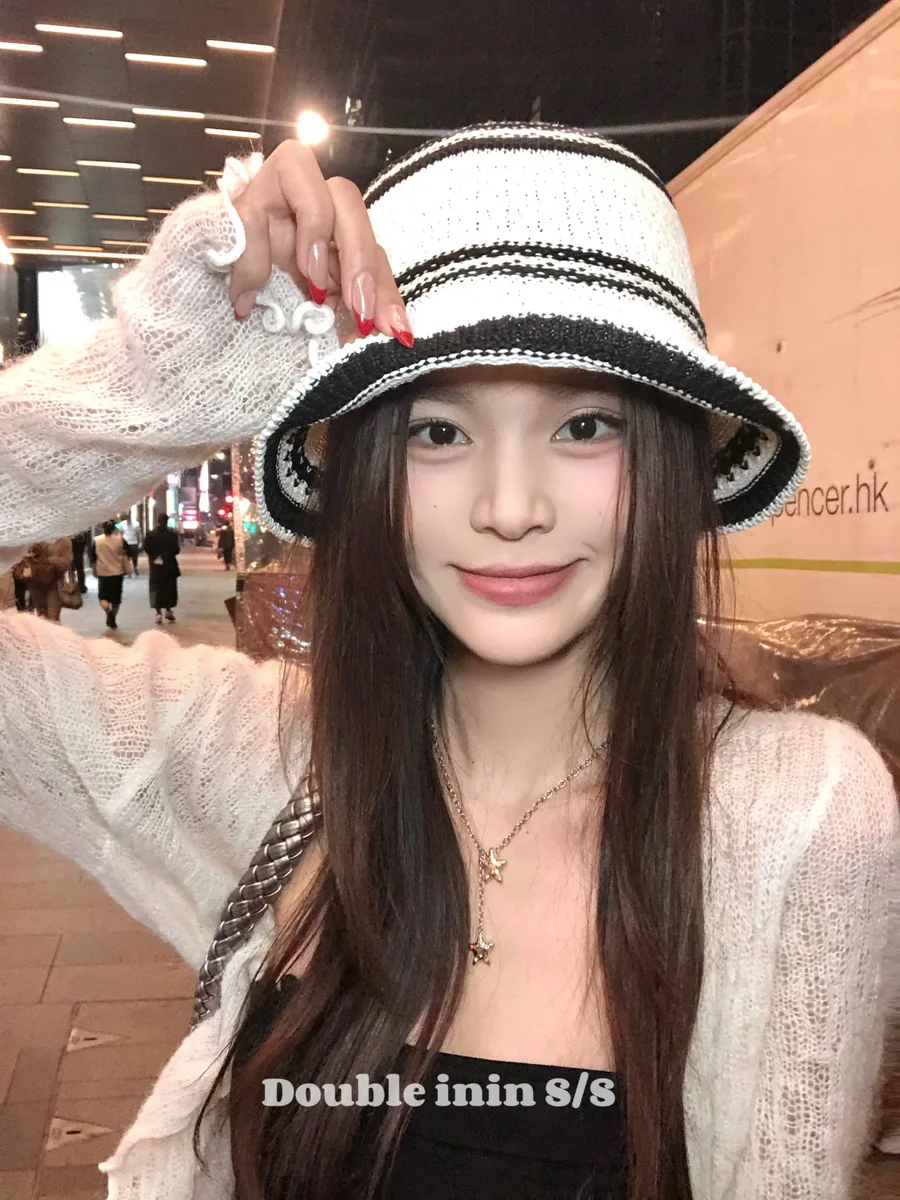 ストライプ編みのバケットハット【春夏用・日除け・レディース】：通気性とデザインのバランスを実証