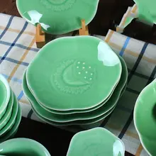 龍泉青磁の蓮の花デザイン陶器プレート【中華スタイル・7/8インチ・電子レンジ対応】