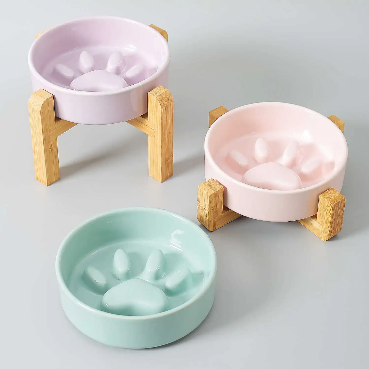 猫がゆっくりと食べられる食器を選ぶには？