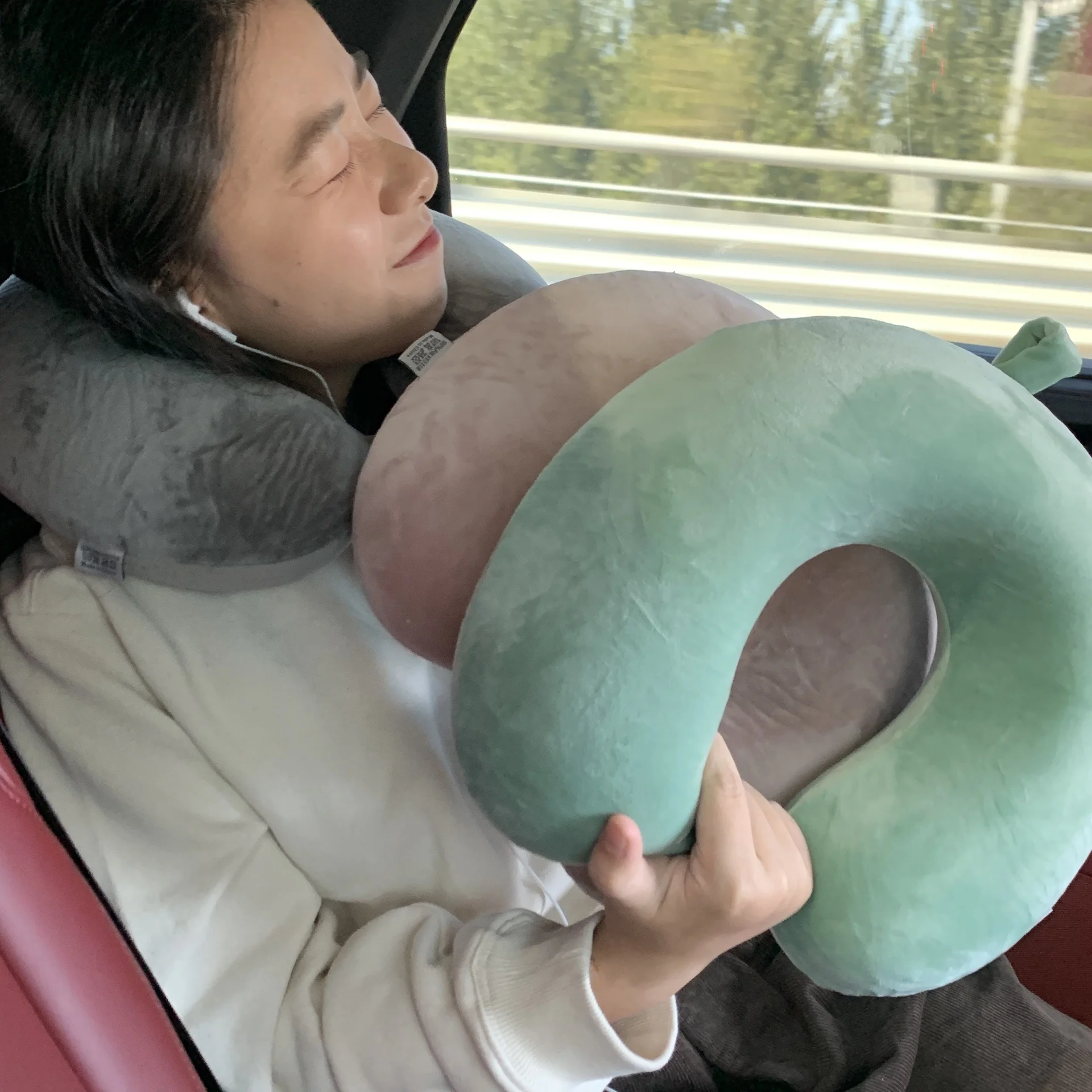 オーダーメイド枕を選ぶべきなのか？旅行や通勤で本当に快適になるのか？