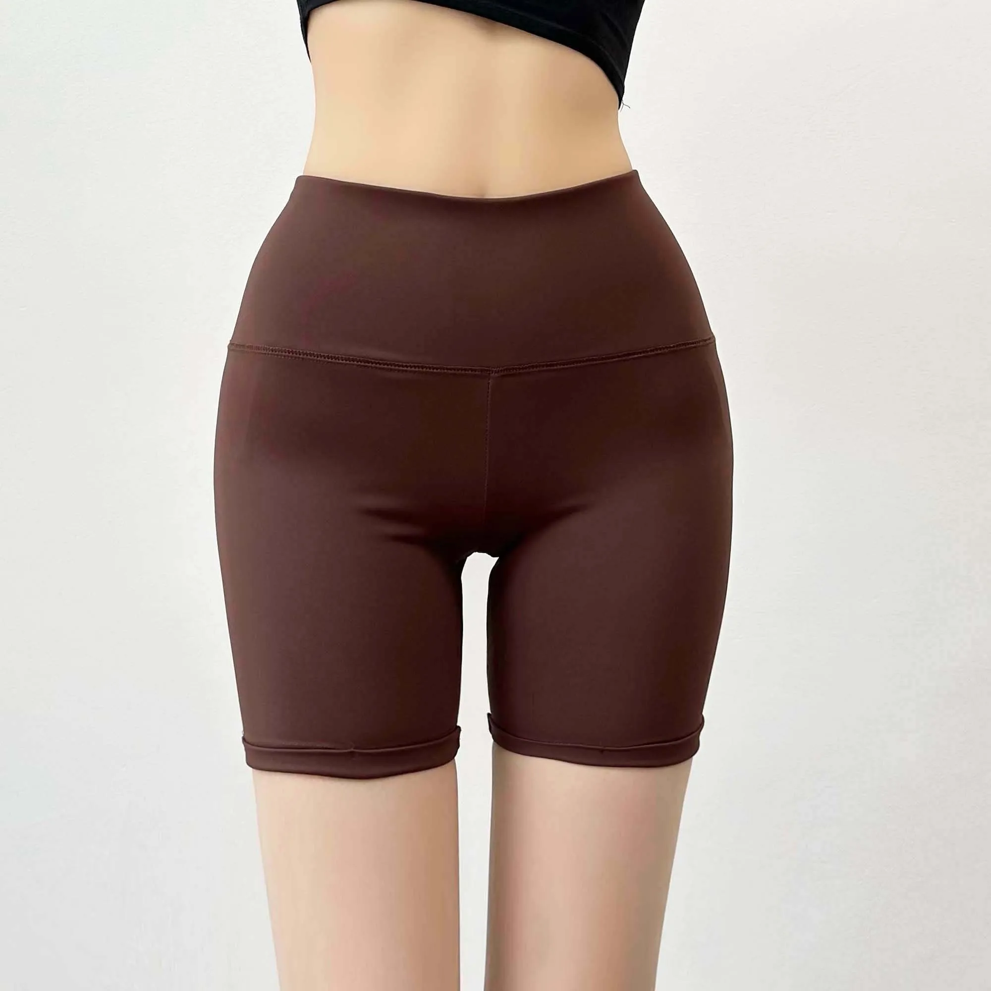 ライディングパンツ レディース用の高腰ストレッチショートパンツはどんな特徴があるのか