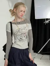 春秋にぴったり！ウサギプリントドット柄長袖Tシャツ【グレー調・デザイン性・重ね着風】（セットアップ対応）