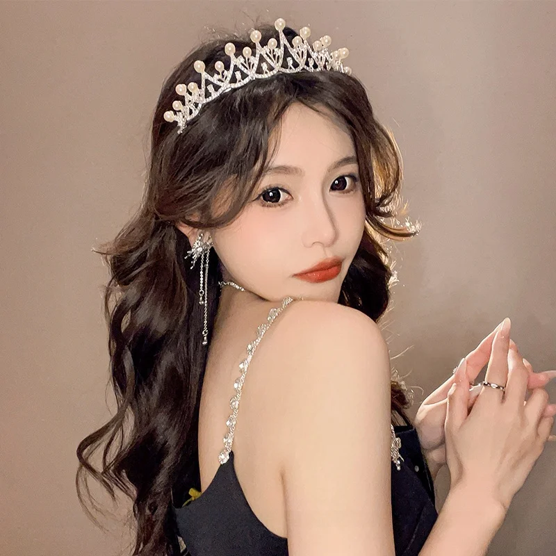 結婚式ショートヘアの魅力とは？厳選5選で自然で美しいシルエットを実現する