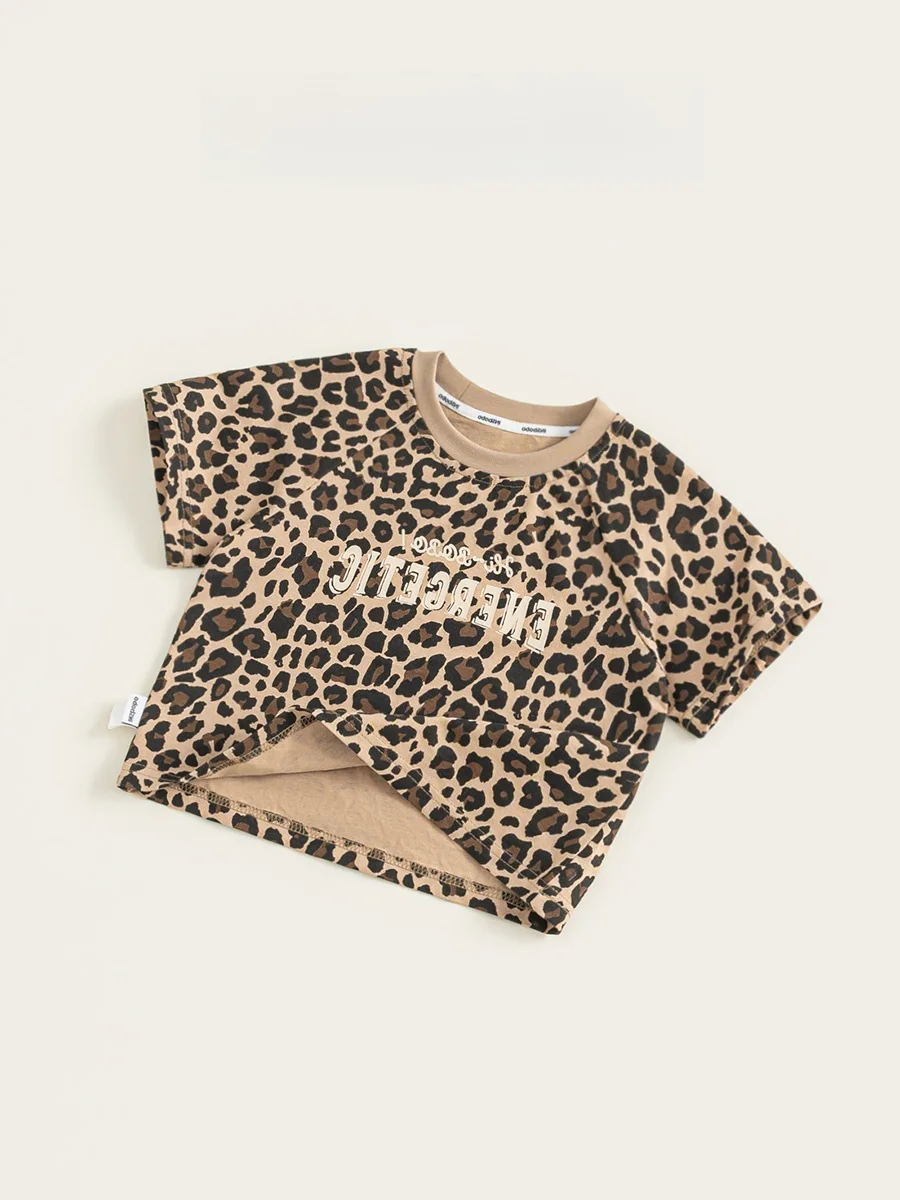「tシャツ 小さい」はどうやって選ぶ？ヒョウ柄の子供用Tシャツが意外に解決する3つの理由