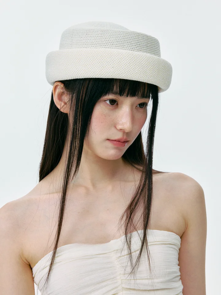 優雅なフレンチスタイルの透 breathable ベレー帽【春夏用・レトロデザイン・トラベル仕様】