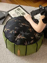 刺繍デザインの短毛フロアクッション【防滑・家庭用・リビング・寝室向け】
