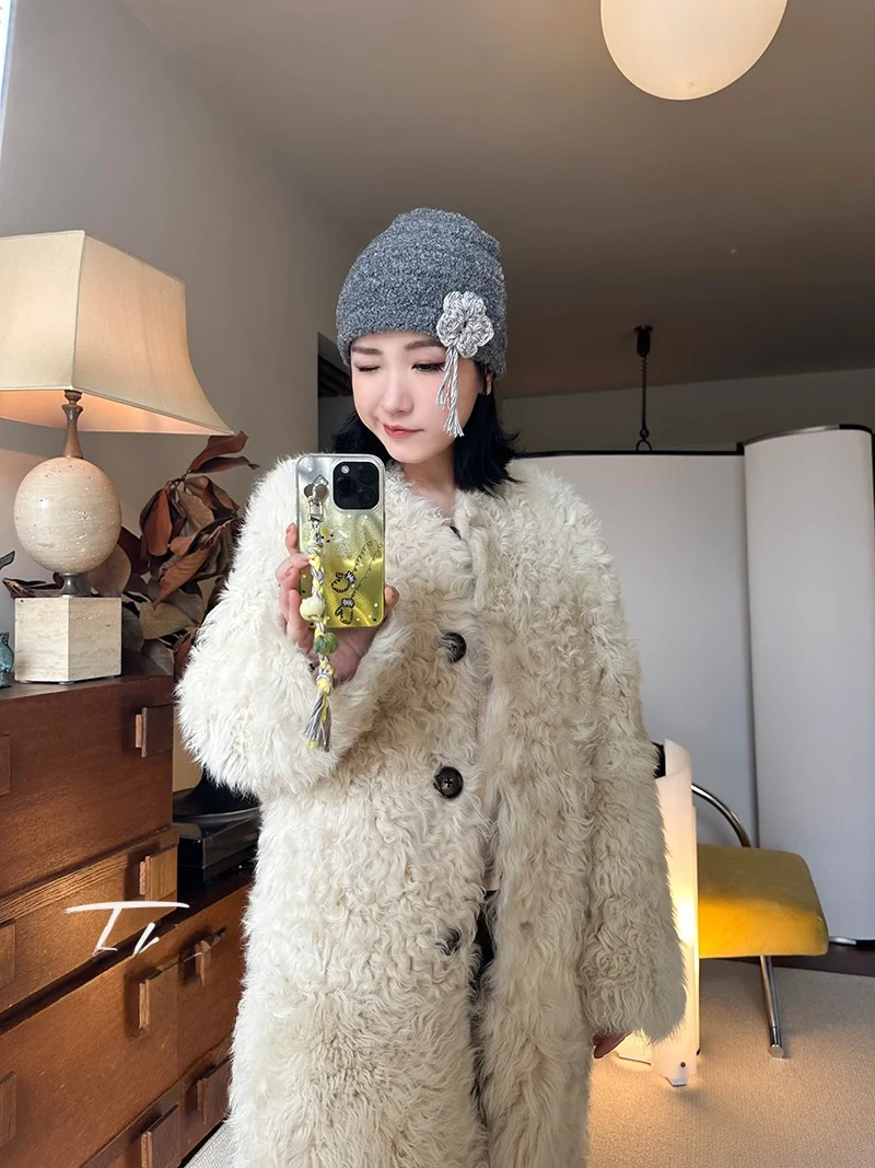 かぎ針編みの猫耳帽子をどう選ぶ？大人用の編み方とおすすめモデルを徹底解説