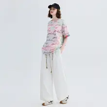 レトロなタイダイデザインのシンプルロゴTシャツ【クルーネック・短袖・フィット】