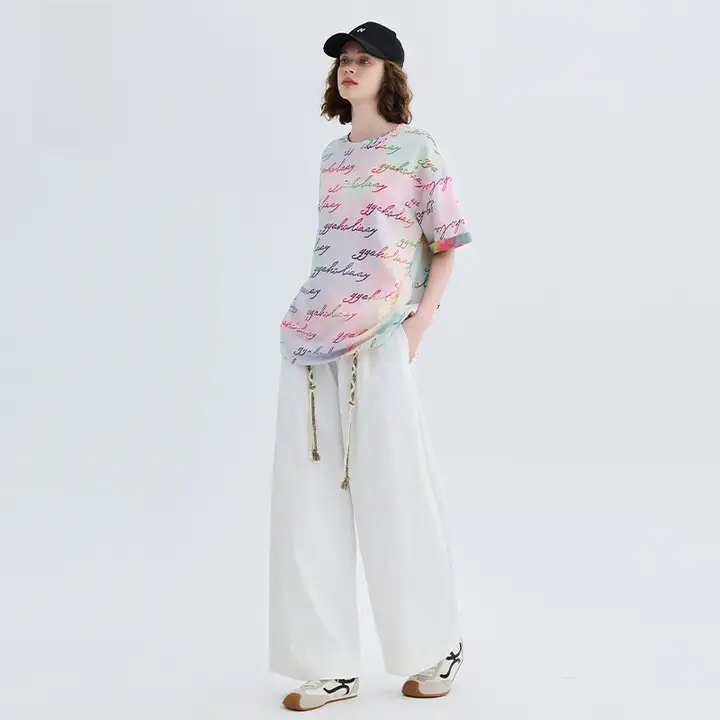 レトロなタイダイデザインのシンプルロゴTシャツ【クルーネック・短袖・フィット】