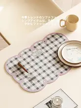 チェック柄のダイニングマット【防水・防油・高級感あるレザー】