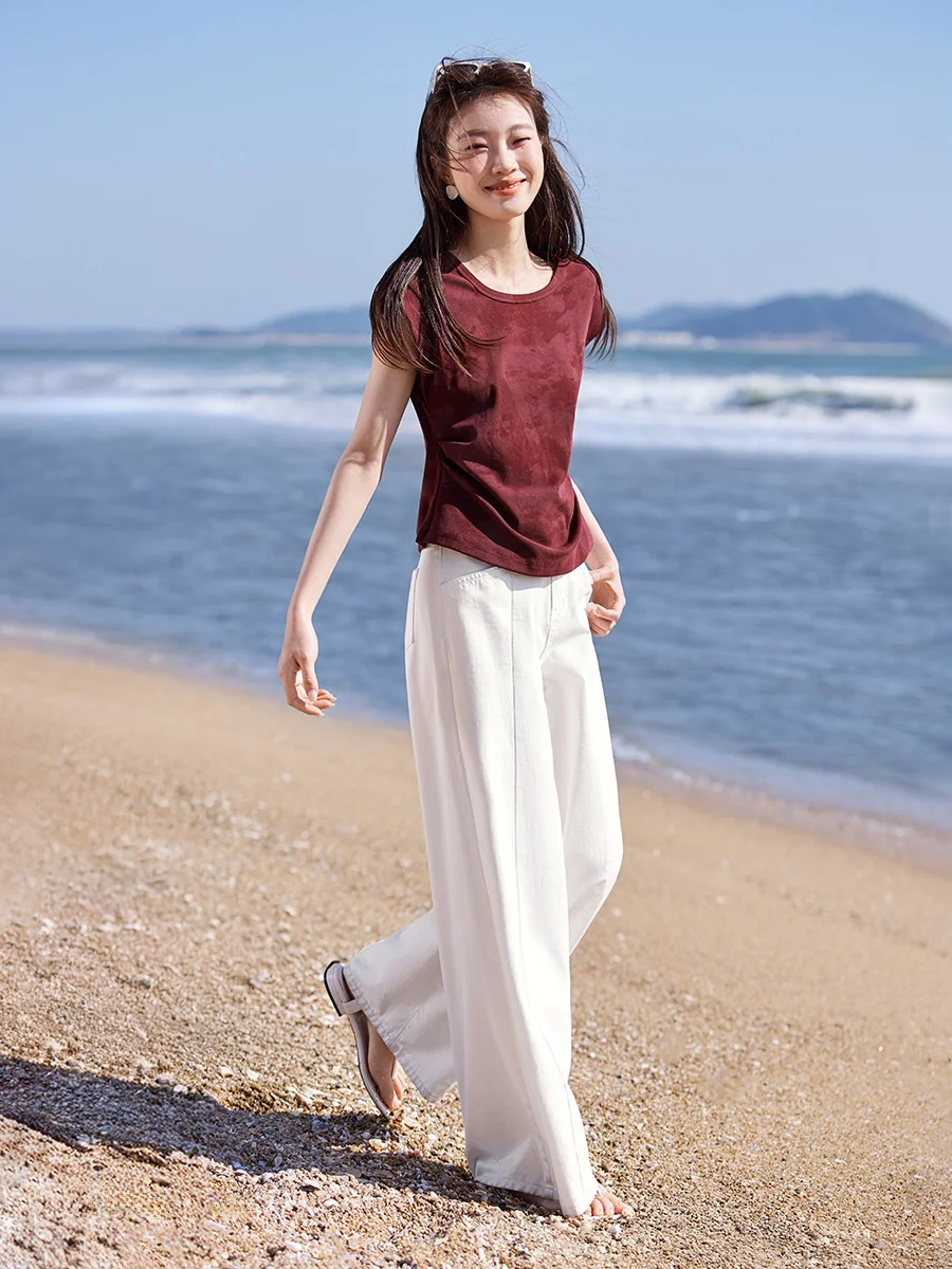 汗をかいても臭わない服：涼感抜群の半袖Tシャツの仕組みと実用性