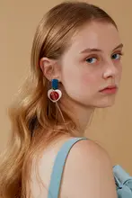 ピアス イヤリング レディース ハート 立体 シンプル ヴィンテージ きれいめ 上品 デザイナーズ