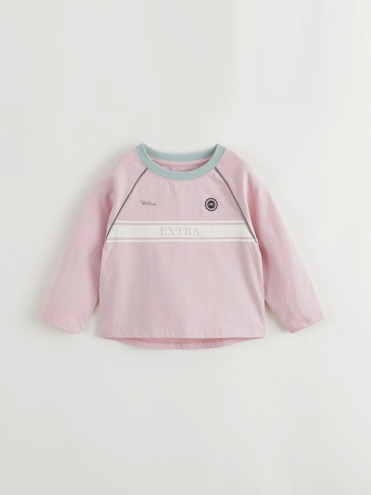 個別化シャツ：アメリカンスタイルの女児長袖Tシャツ【スポーティ・秋用】の実際の使い勝手とは