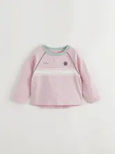 アメリカンスタイルの女児長袖Tシャツ【スポーティ・秋用】