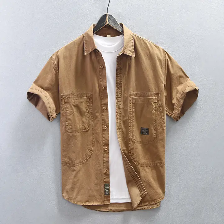極上の柔らかさのコットン製 メンズ 工装風 カジュアル半袖シャツ【夏用・ゆったりしたデザイン】