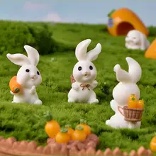 可愛いカートゥーン動物のミニチュア置物【ウサギとニンジンの家・樹脂製・ガーデニングアクセサリー】