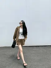 立体的な畝模様のニットストライプフード付きトップス【ルーズフィット・落ち感・ショートパンツ（セットアップ対応）】