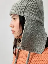 ツイストデザイン耳あて付き帽子【コットン・2色展開・流れるフリンジ】