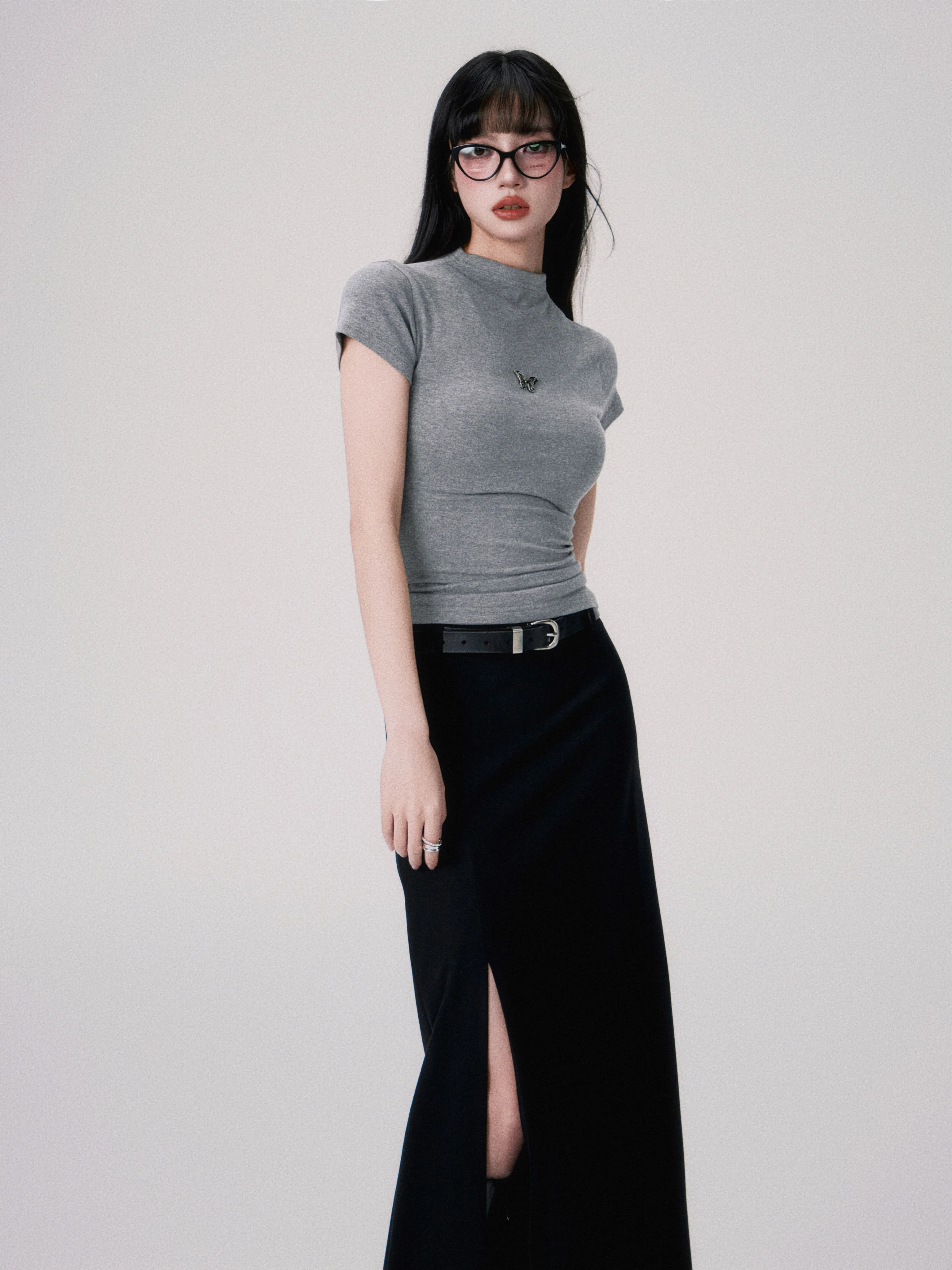 大人可愛いの本質とは？シンプルTシャツで実感する心の落ち着き