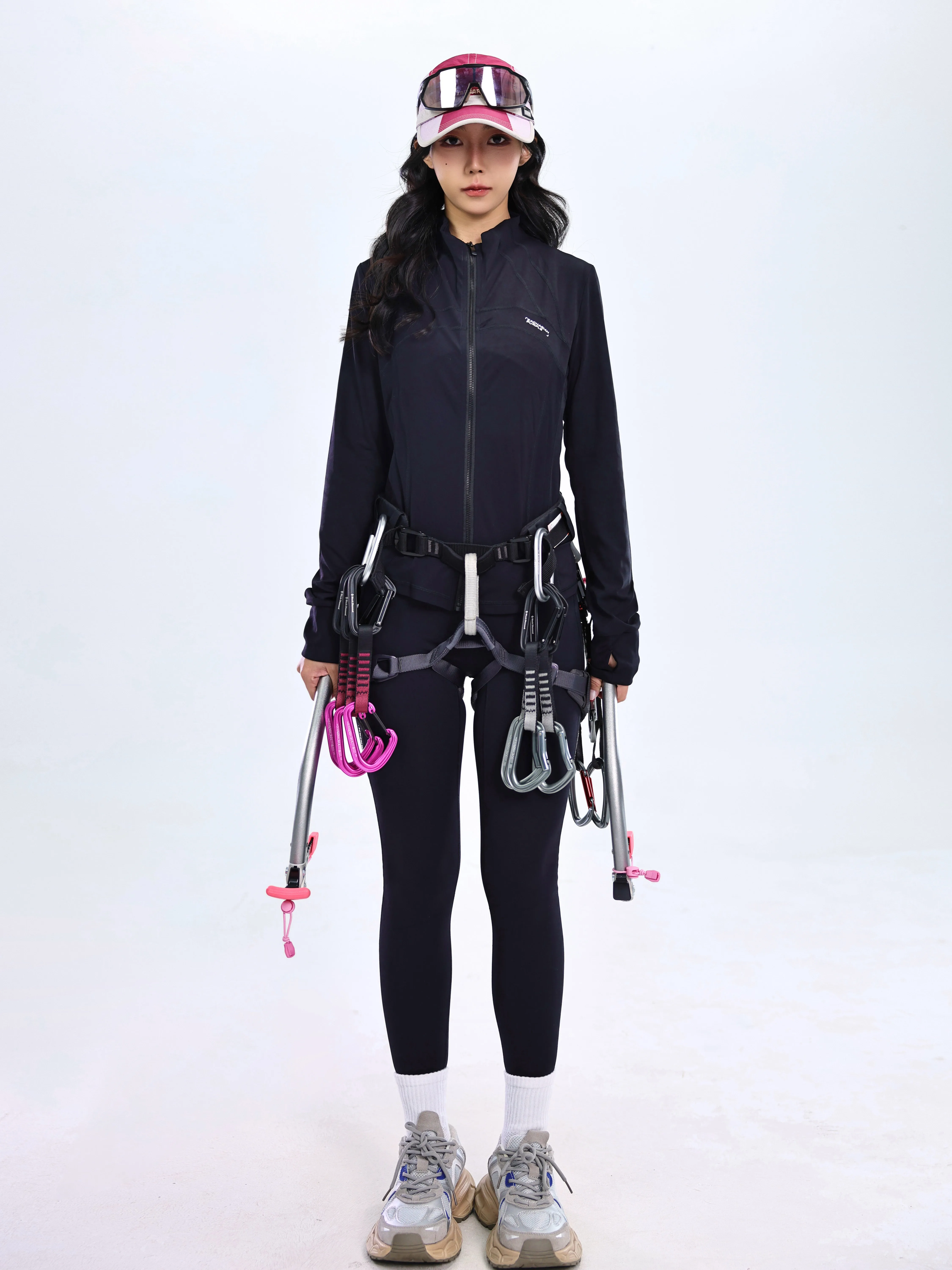 女性用フィットネスアウターMTV8-FL：吸湿透気性とストレッチ性能の実証データ