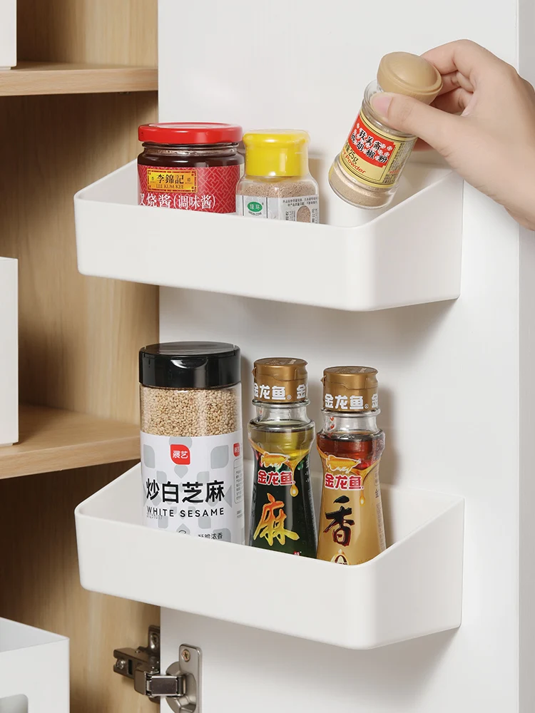 引き戸タイプのキッチンに合う収納グッズは、壁に隠れる  「スリム収納棚」が今最強？
