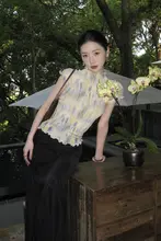 夏用 涼しげな雪纺無袖Tシャツ【グラデーションプリント・短袖・ひだデザイン】