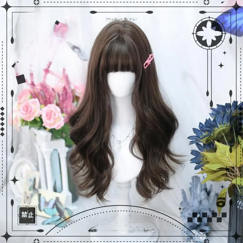 ロングヘア前髪ありで若々しさを保つには？ロリータ風ウィッグが解決するリアルな悩み