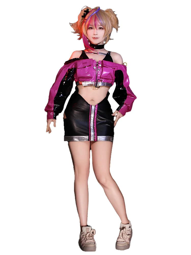 4人組 キャラクター コスプレ に最適な日常用フルセット衣装はこれ