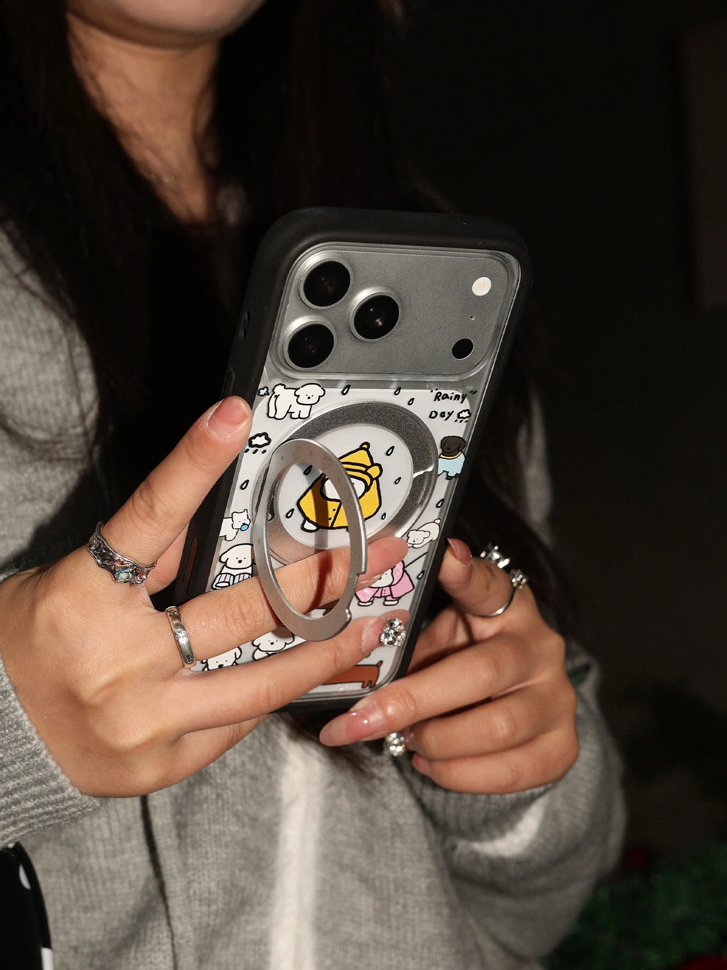 折り畳みiPhoneで何が便利か？実はこれ1つで通勤・家事・外出のすべてが変わる