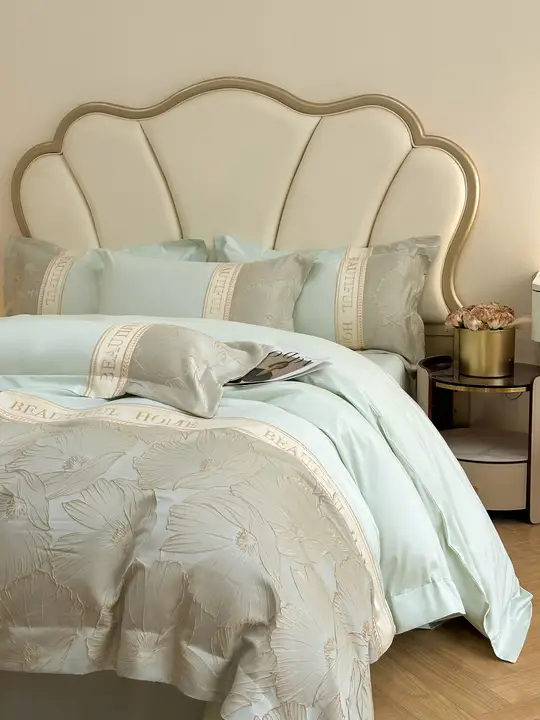 高級感漂う浮彫デザインの長毛綿100%四枚組寝具セット【刺繍入り・全棉・裸睡対応・ベッドシーツ付き】（セットアップ対応）