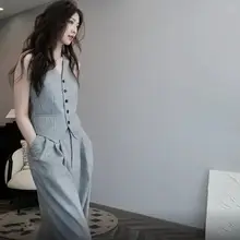 ストライプデザインの女性用ビスチェとワイドパンツ【カジュアル通勤・春夏用】（セットアップ対応）