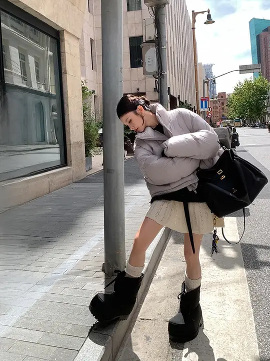 DULA 210g 90%白鹅绒入り 短丈スタンドカラー女性用ダウンジャケット【冬用・保温性】