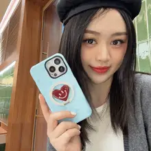 ユニークなマグネット式スマホケース【スタンド機能付き・iPhone対応・女性向け】