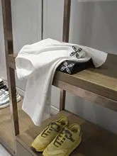 極上の柔らかさ！夏用サテンコットン 男性用刺繍ラウンドネック半袖Tシャツ