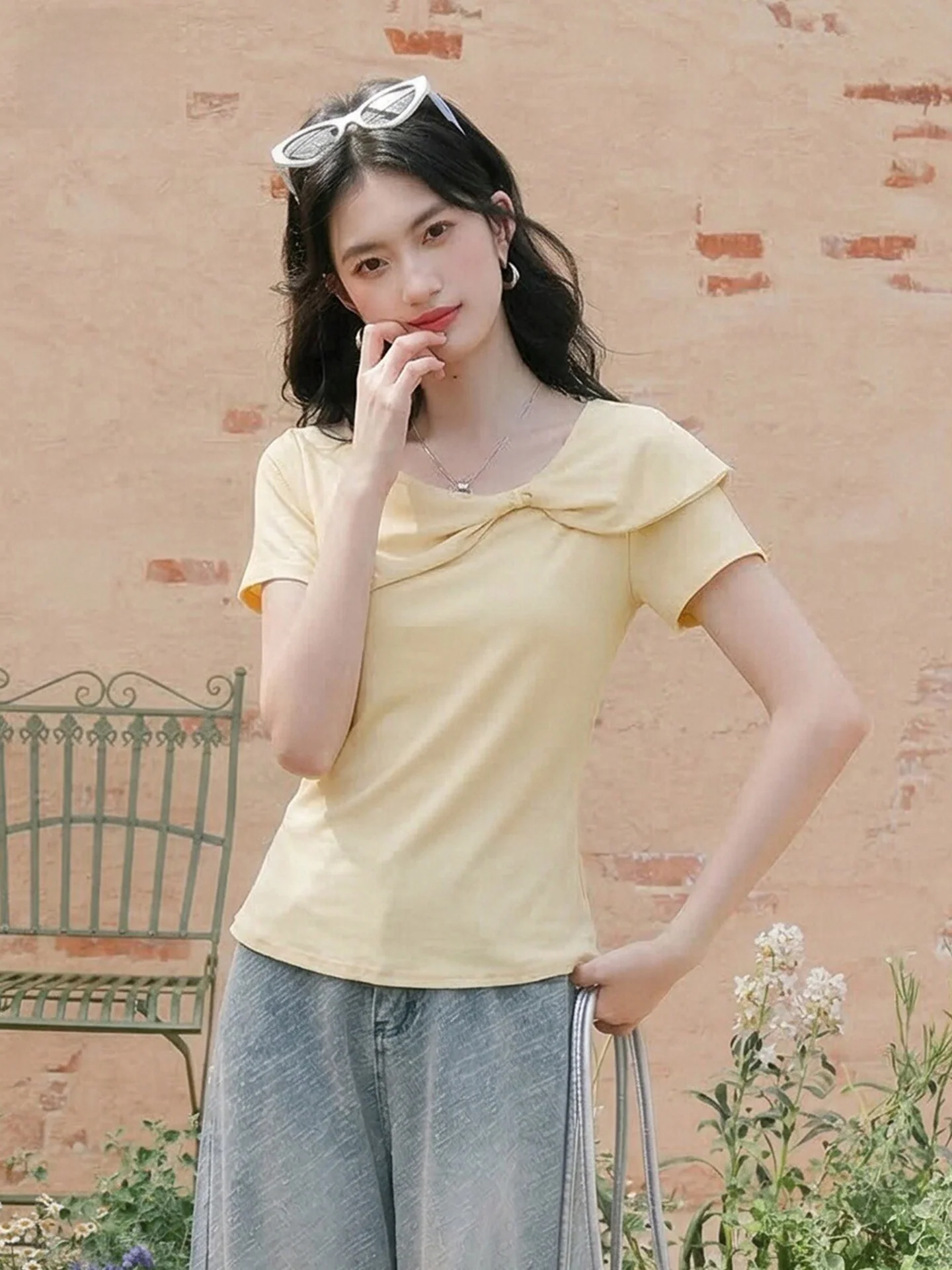 「moussy トップス」と「ドローストリング トップス」 を比べて、本当におすすめなのはどれ？